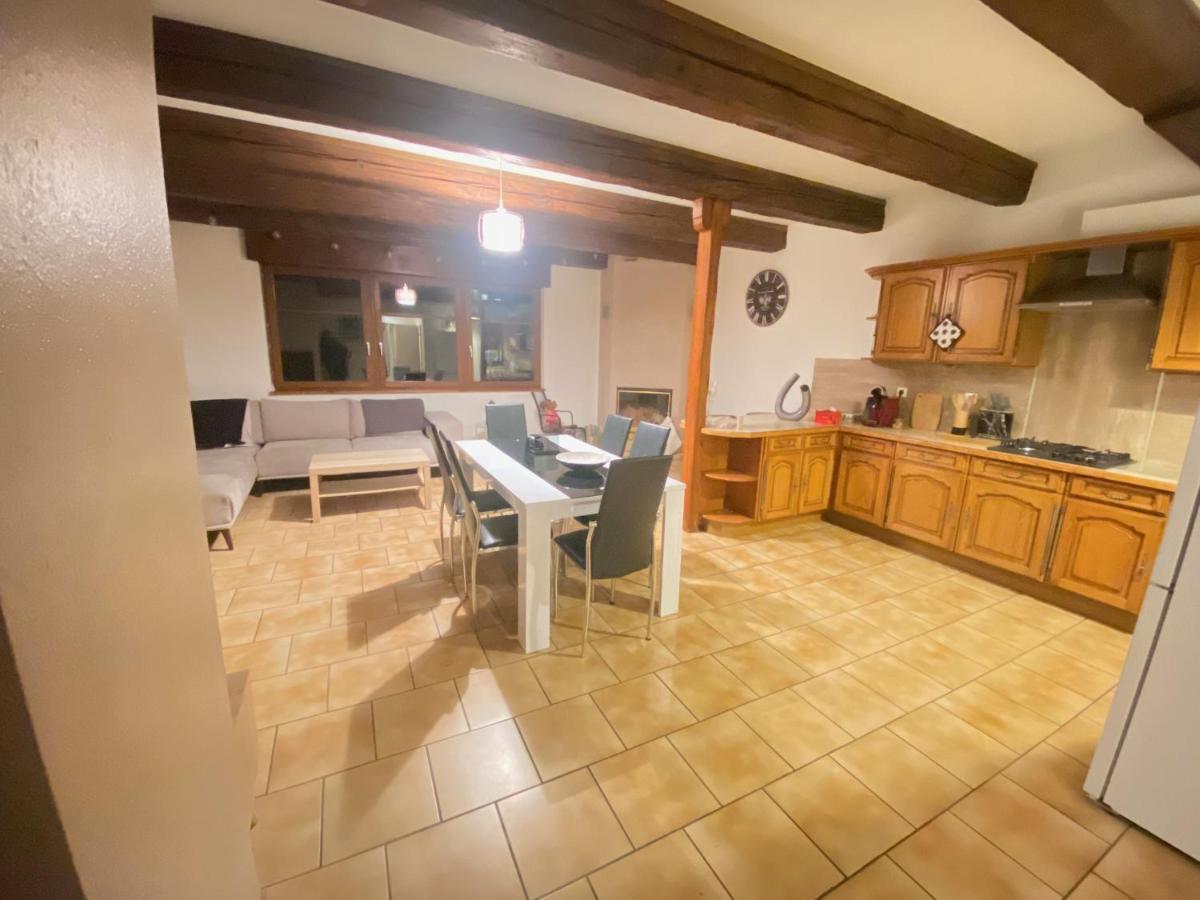 Appartement   Chez Falco   vue sur le château Schirmeck Exterior foto